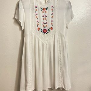 COPY - SIZE 4 FRANCESCAS DRESS! Brand: blue rain.